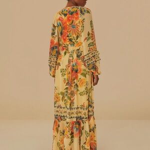 Gorgeous farm rio maxi dress with beautiful colors.